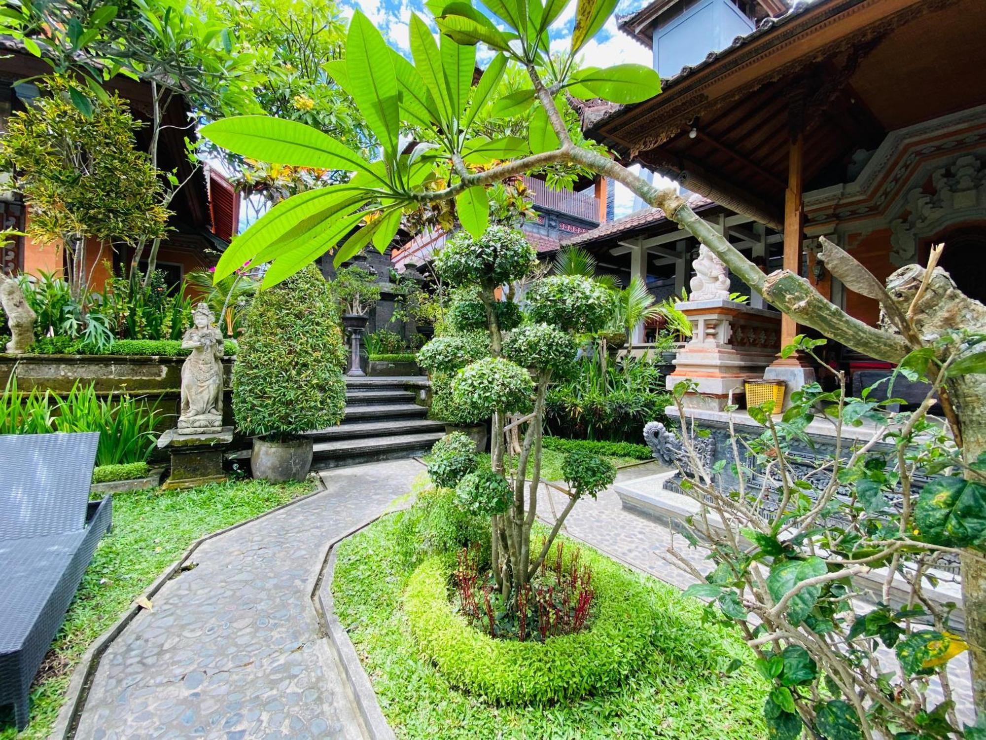 Aura Bisma Guesthouse Ubud  Ngoại thất bức ảnh